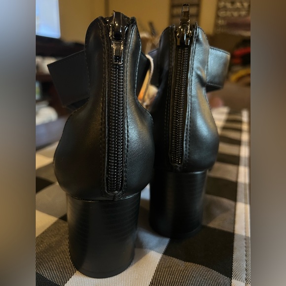 Ladies platform slip on shoes - Picture 4 of 4